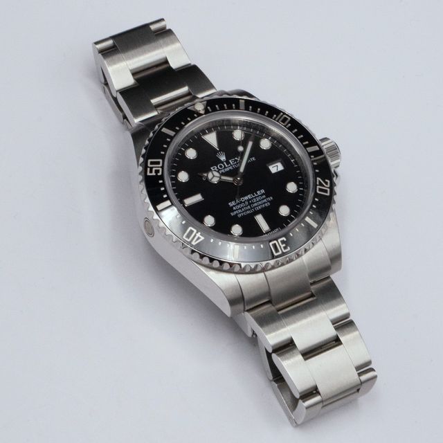 Rolex Sea-Dweller 4000 116600 Image 2